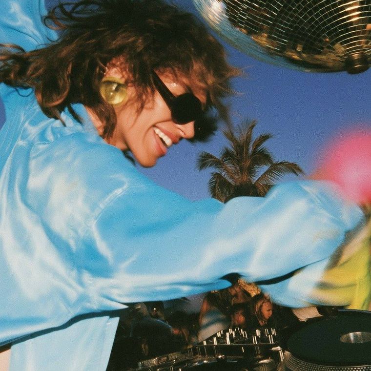 Tropical Trash beach party, Puerto Escondido